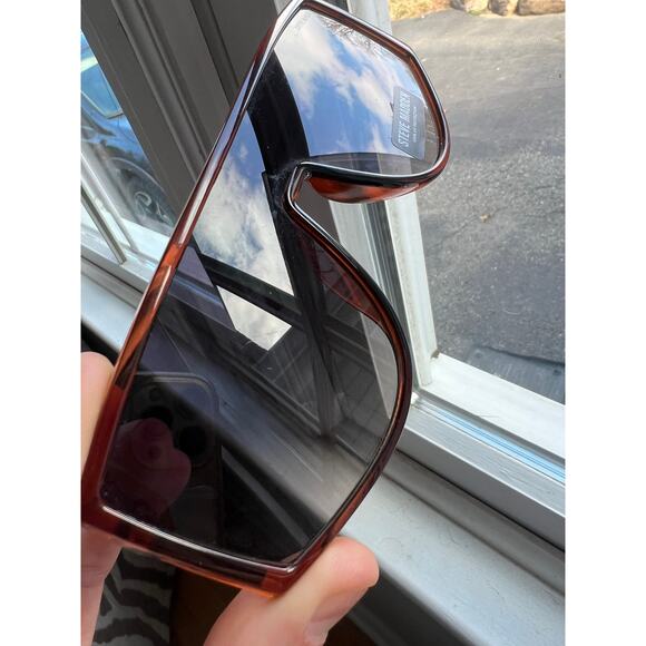 Steve Madden Futuristic "Balanciaga" Style Cyber Beam Sunglasses - Picture 5 of 6